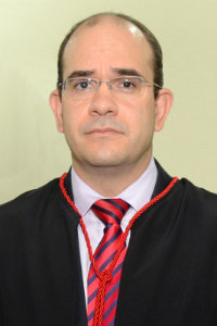 Dr. Emiliano Zapata de Miranda Leitão