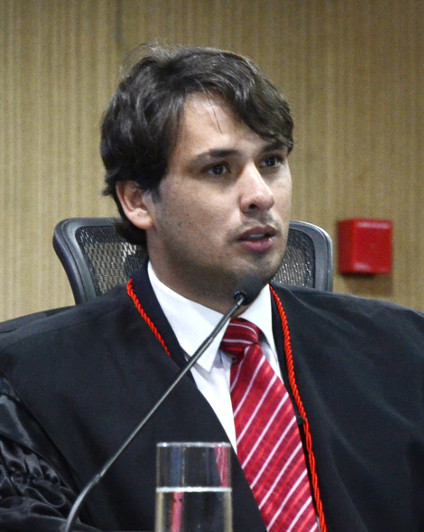 Foto do Juiz membro substituto Marcos Antônio Souto Maior Filho